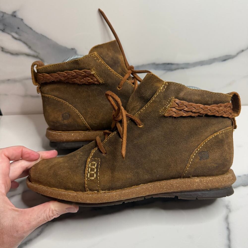 Born Women's Brown Suede Temple Chukka Ankle Boots Sz 7.5 Comfort Minimalist - Picture 6 of 7